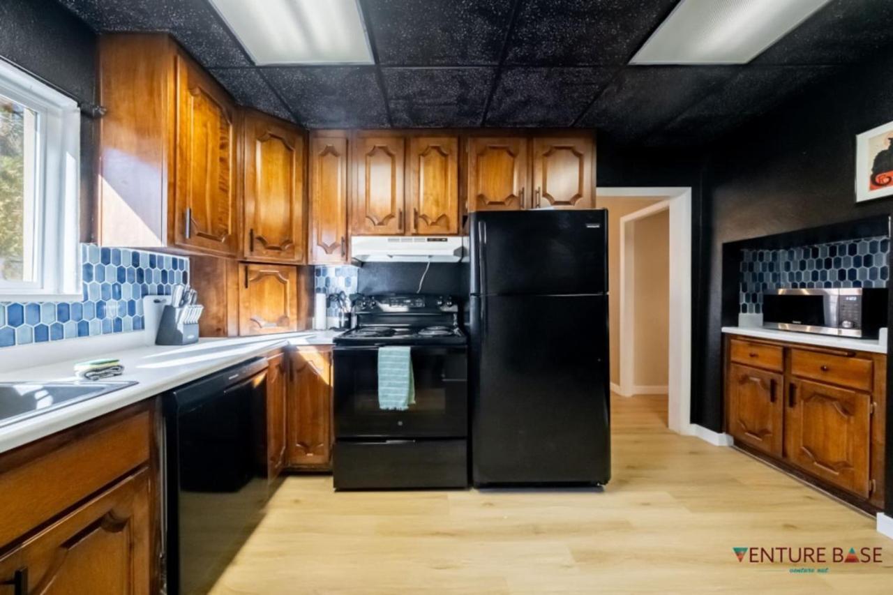 Wanderlust Hideaway, Venture Base Unit 1 Hotel Кейнаб Екстериор снимка